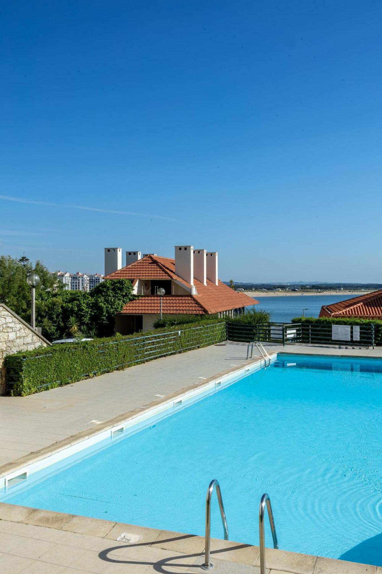 Appartamento Baia - A Poucos Metros Da Baia São Martinho do Porto Esterno foto
